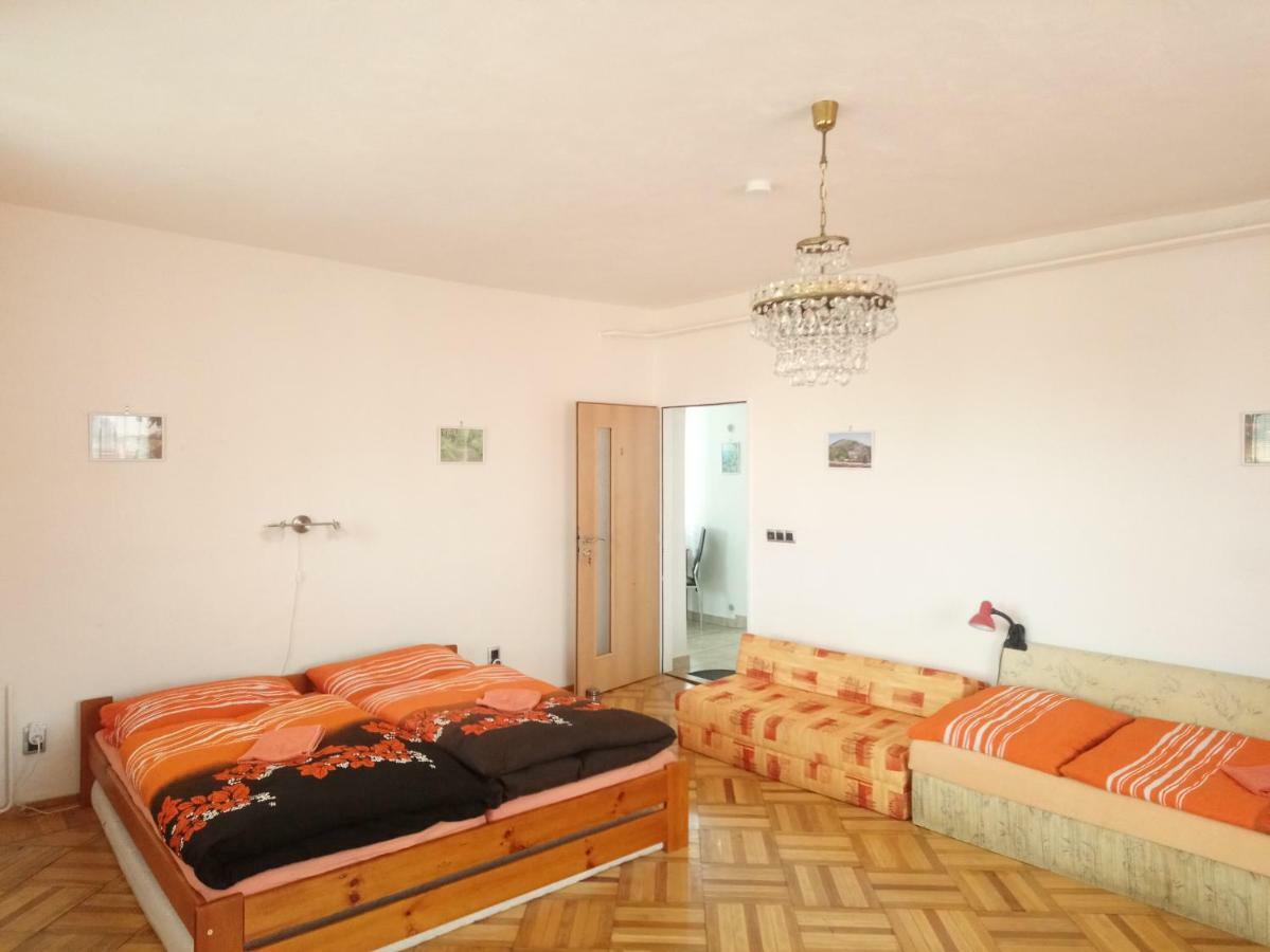 Apartman Modre Z Nebe Němčičky エクステリア 写真